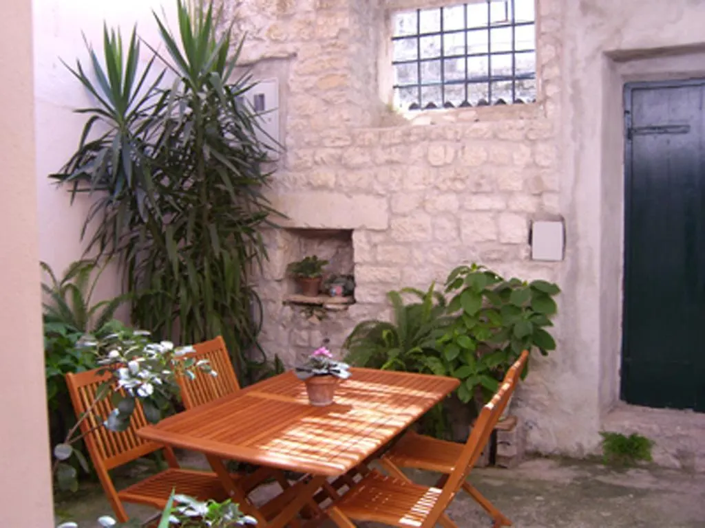 Dobra Apartments Trogir Chorvatsko