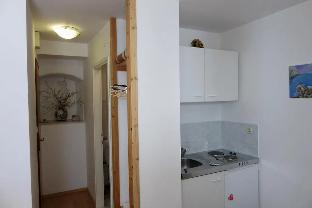 Dobra Apartments Trogir