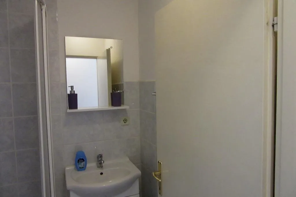 Dobra Apartments Trogir