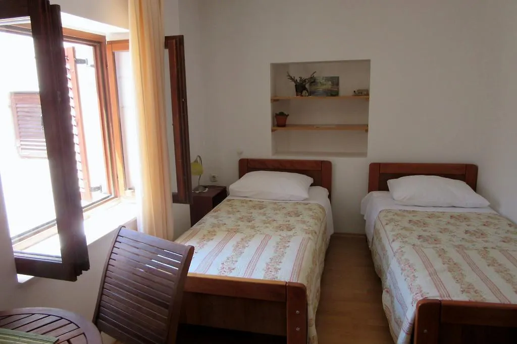 Dobra Apartments Trogir
